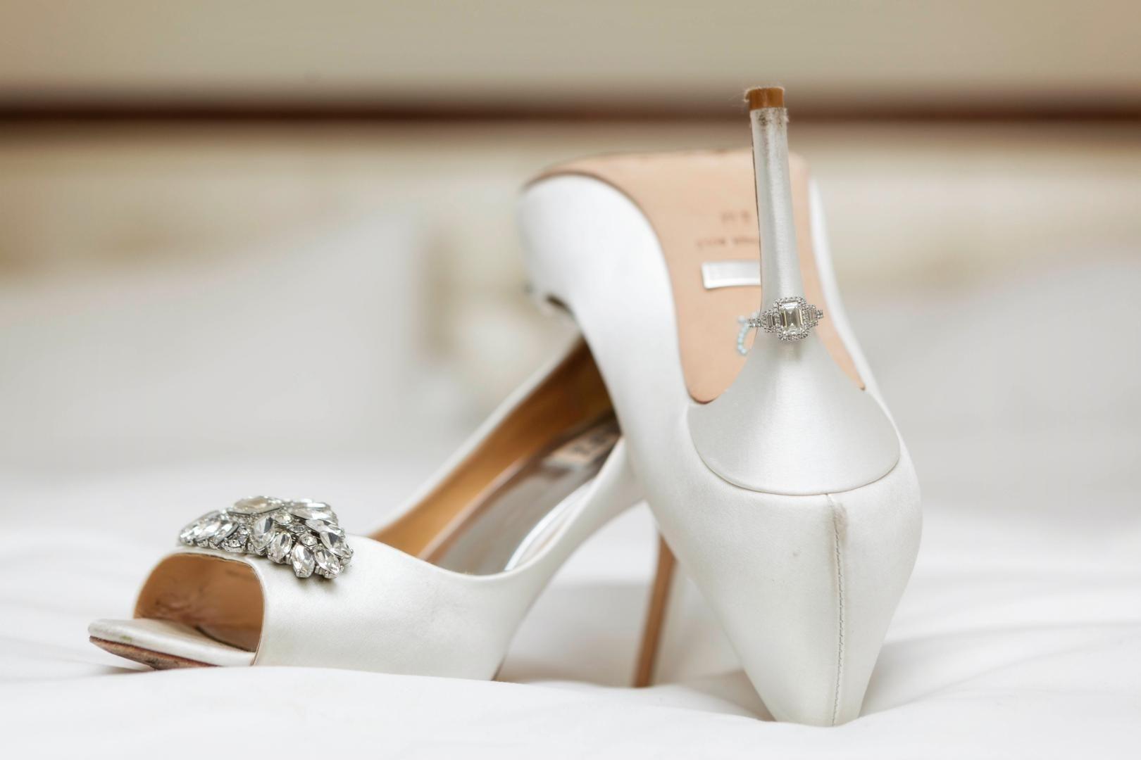 carousel-hero-element image-15