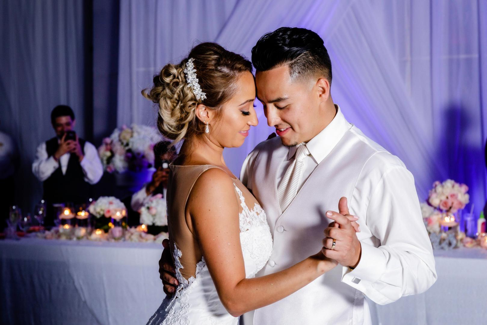 carousel-hero-element image-10