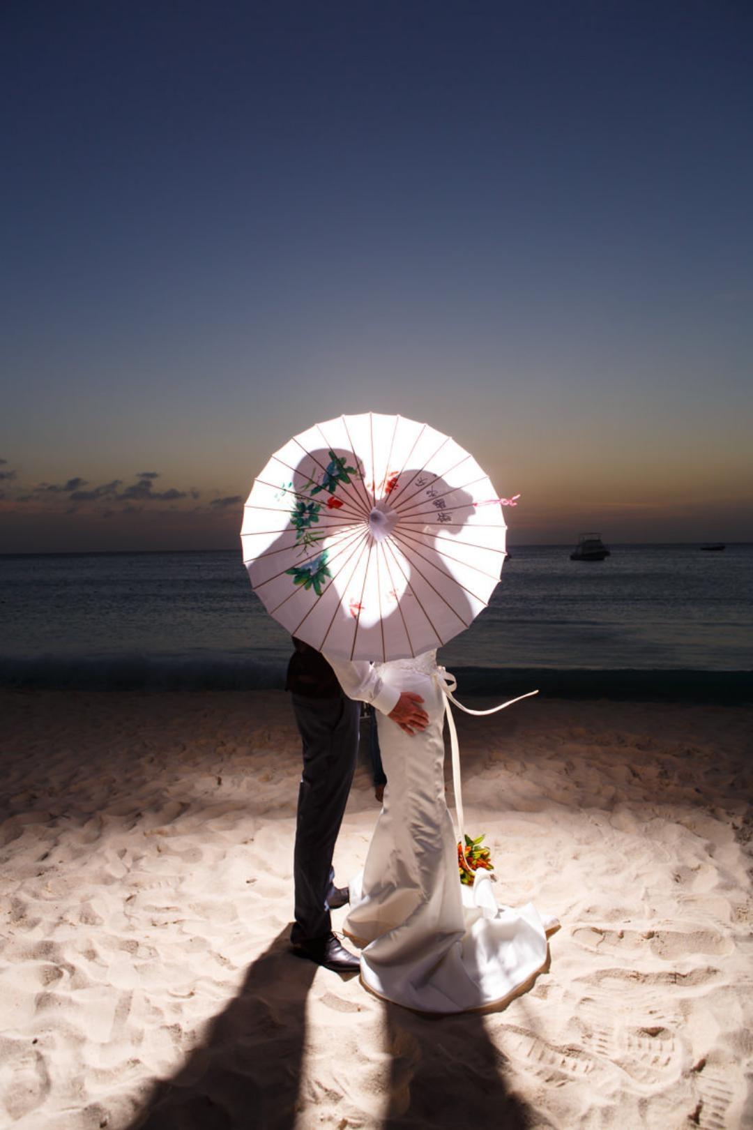 carousel-hero-element image-14