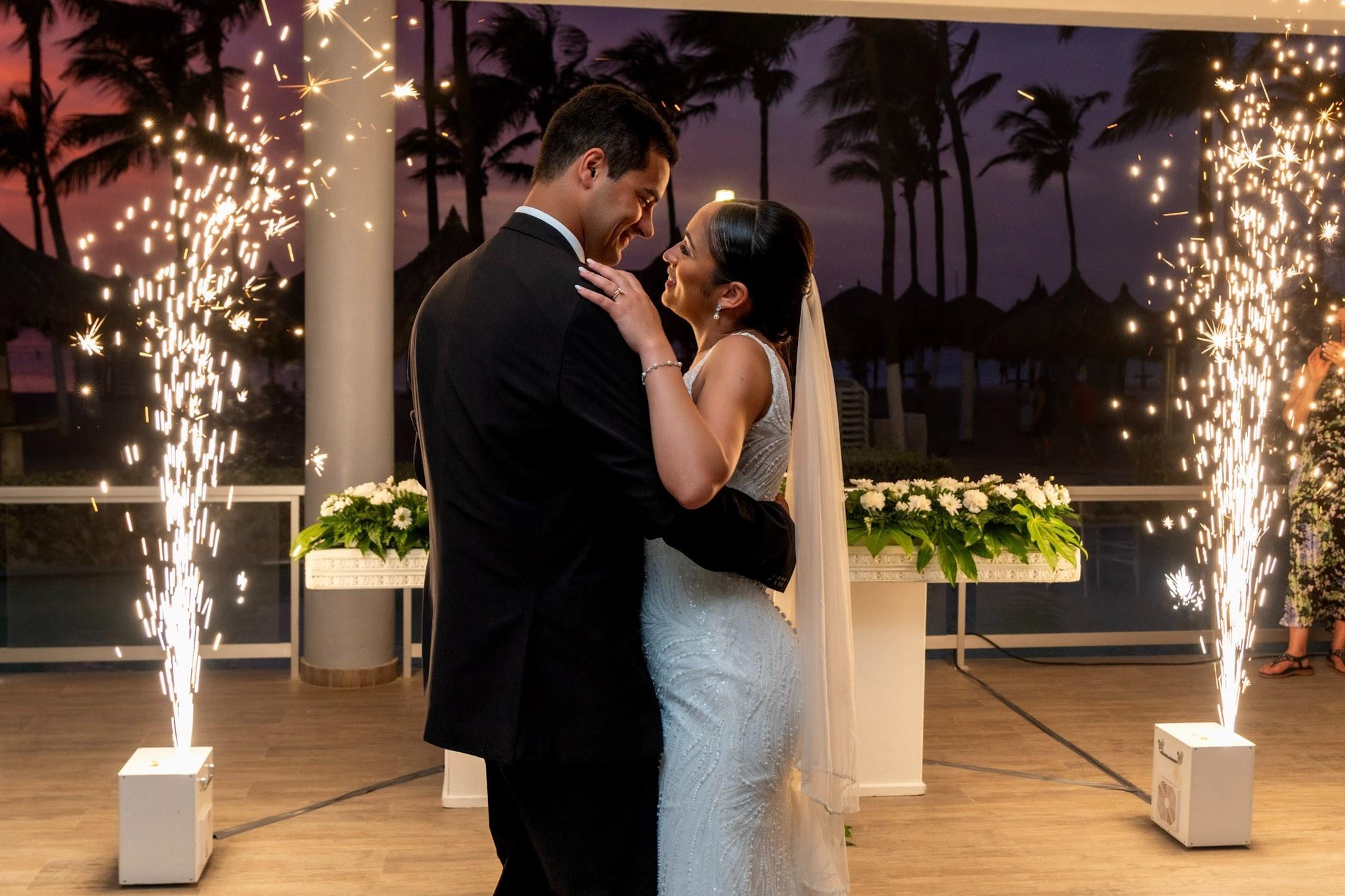 carousel-hero-element image-2