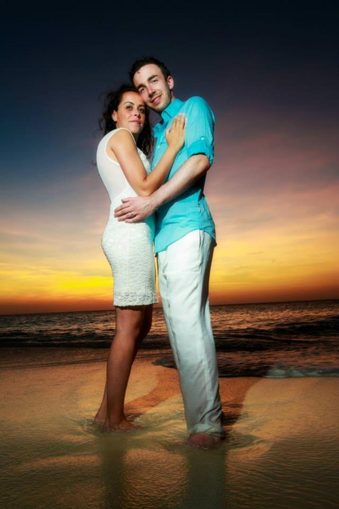 carousel-hero-element image-4